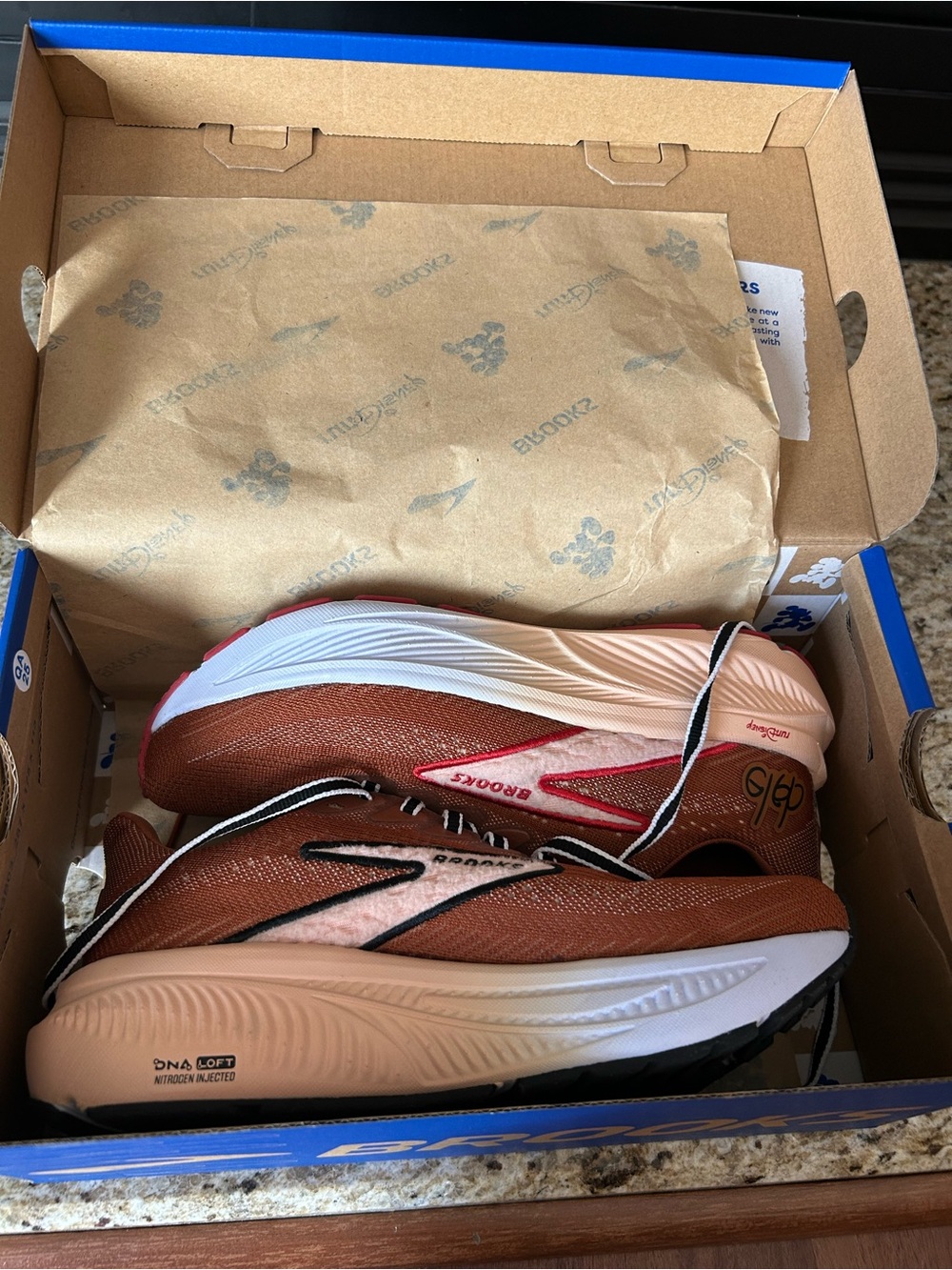 Brooks Chip n’ Dale Ghost 17 RunDisney Sneakers (Size 6 WIDE)